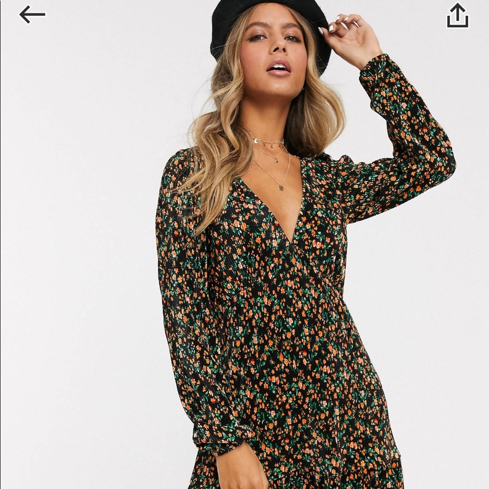 NWT ASOS Black Ditsy Long Sleeve Dress US size 8